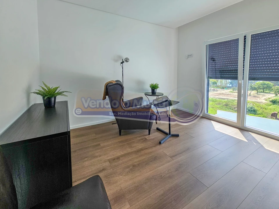 Moradia T3 para Venda em Samora Correia Foto 19