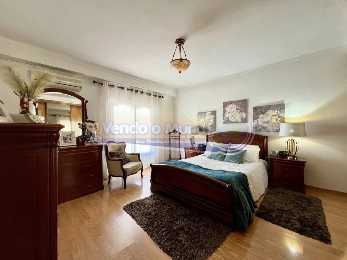 Moradia T6 para Venda em Benavente Foto 14