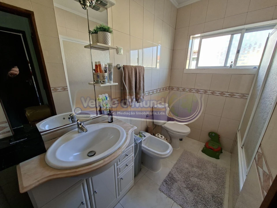 Moradia T2 para Venda em Algueirão-Mem Martins Foto 17