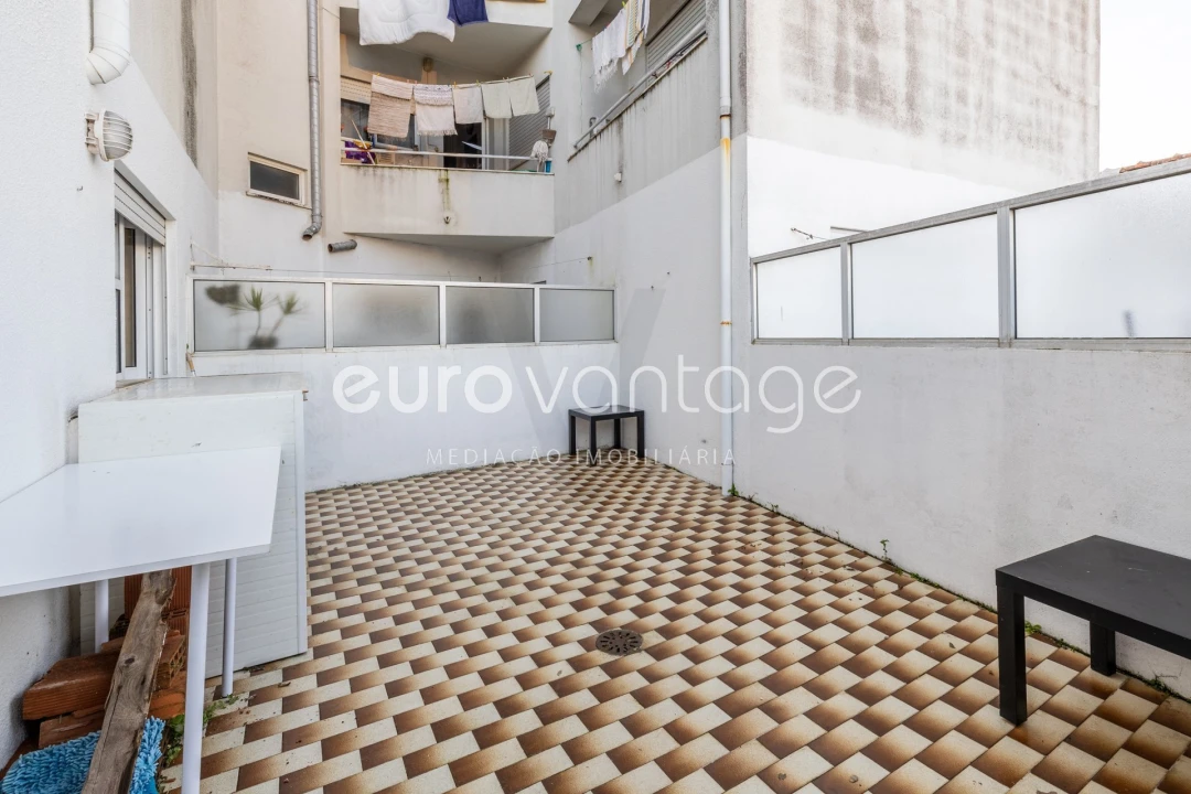 Apartamento T2 para Venda em Marinha Grande Foto 18