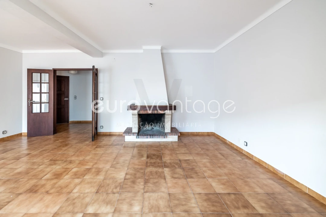 Apartamento T2 para Venda em Marinha Grande Foto 10