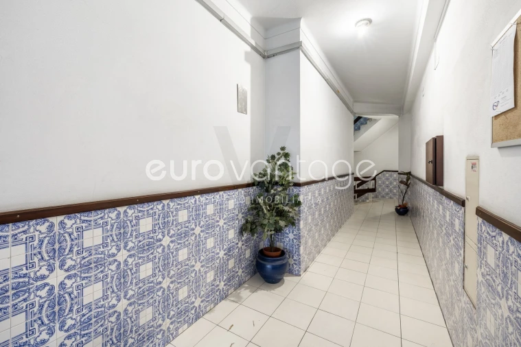 Apartamento T2 para Venda em Marinha Grande Foto 2