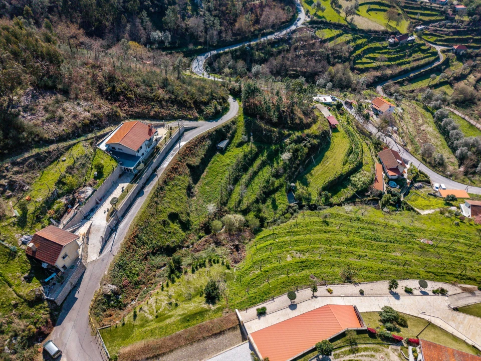 Terreno para Venda em Sande, Vilarinho, Barros e Gomide Foto 6