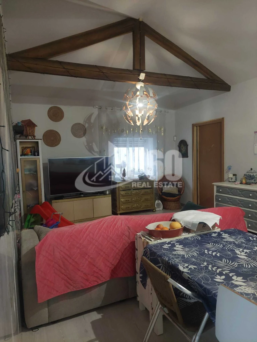 Moradia T2 para Venda em Anta e Guetim Foto 7