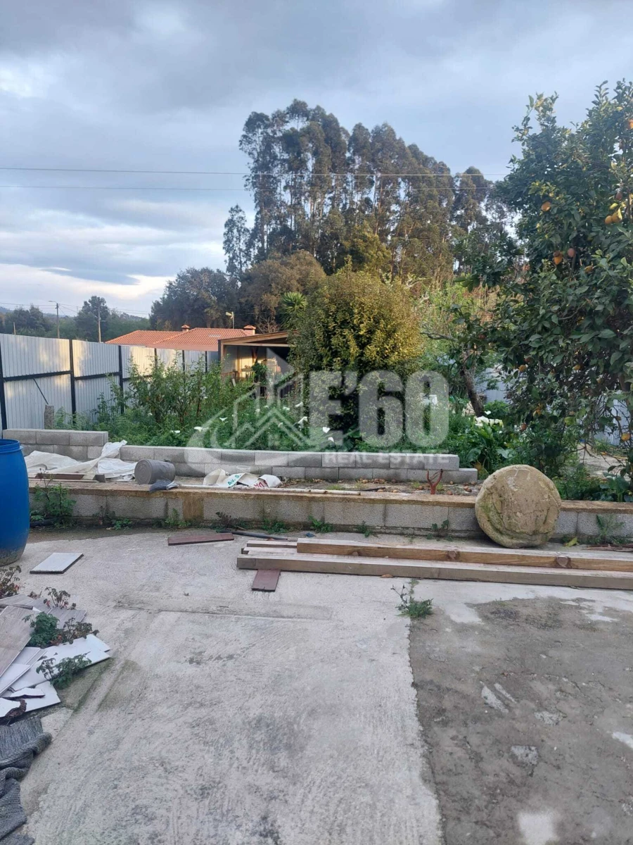 Moradia T2 para Venda em Anta e Guetim Foto 4