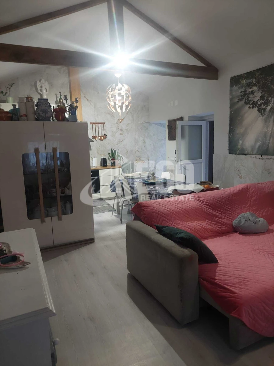 Moradia T2 para Venda em Anta e Guetim Foto 6