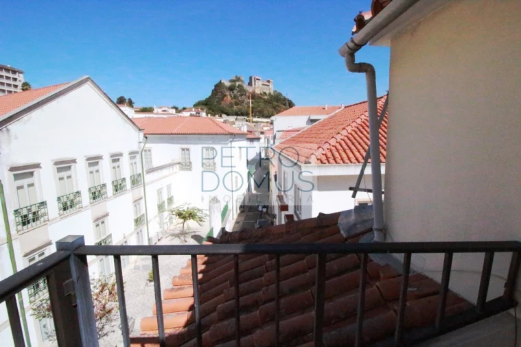 Apartamento T3 para Venda em Leiria, Pousos, Barreira e Cortes Foto 7