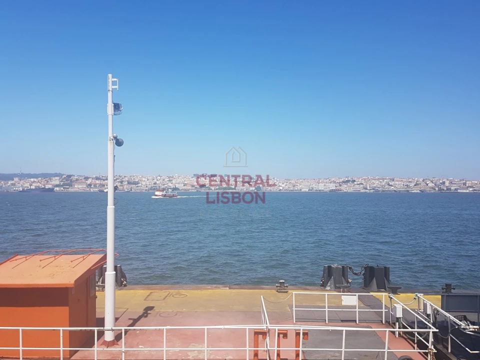 Prédio para Venda em Almada, Cova da Piedade, Pragal e Cacilhas Foto 6