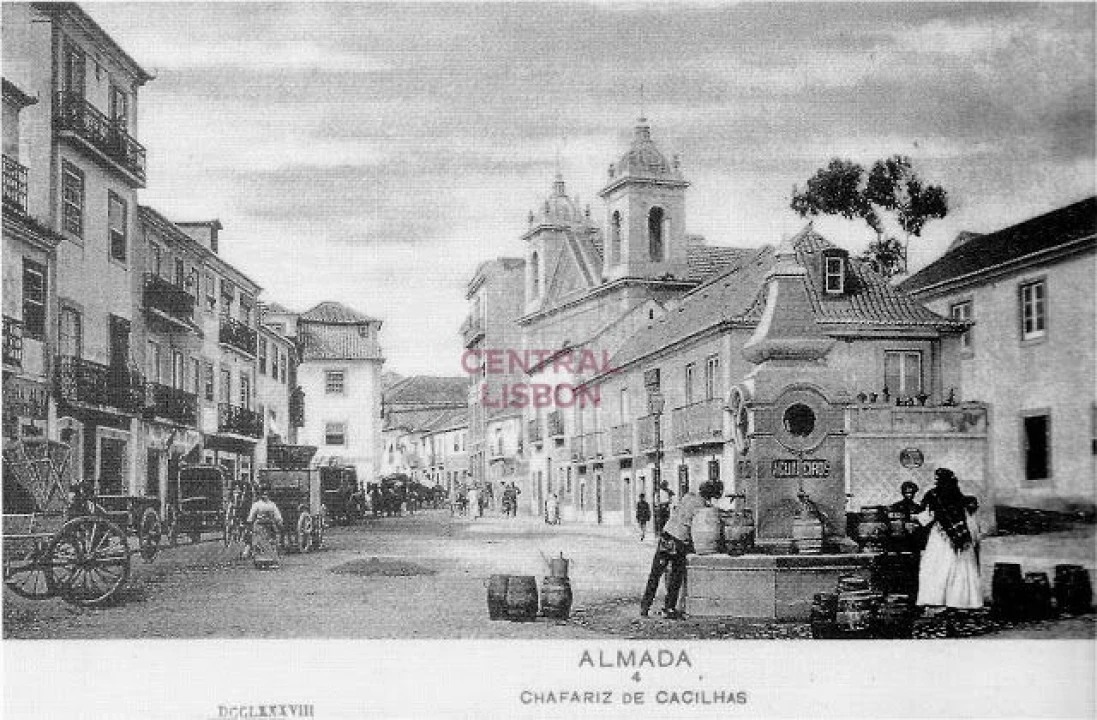 Prédio para Venda em Almada, Cova da Piedade, Pragal e Cacilhas Foto 2