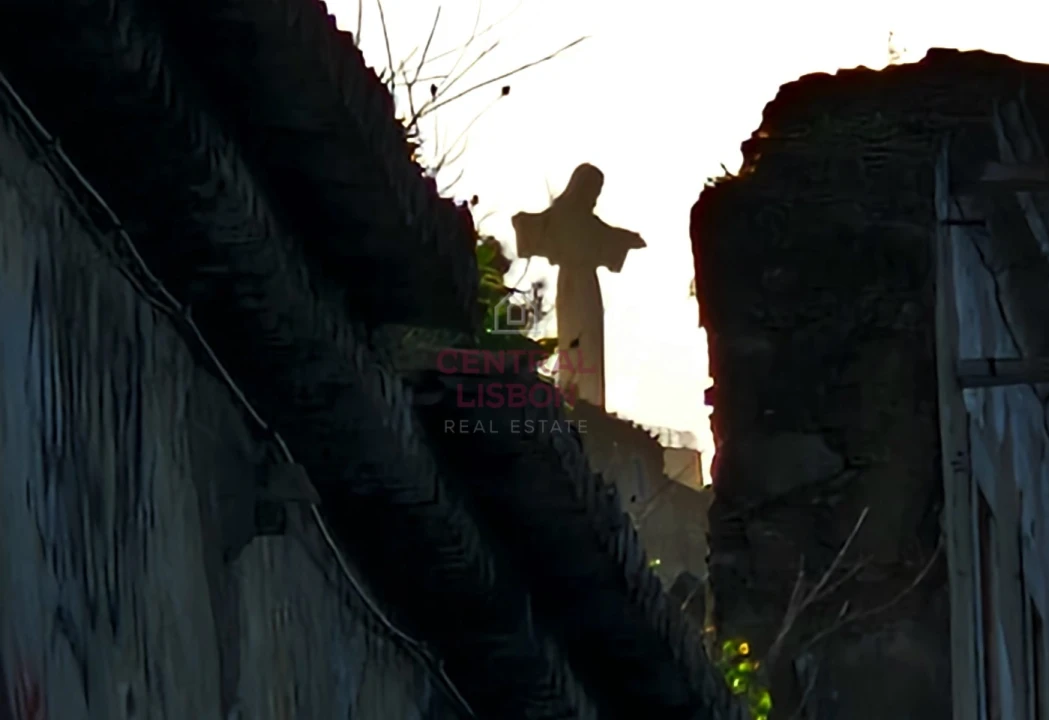 Prédio para Venda em Almada, Cova da Piedade, Pragal e Cacilhas Foto 12