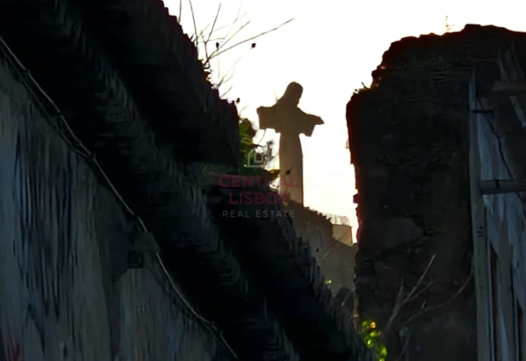 Prédio para Venda em Almada, Cova da Piedade, Pragal e Cacilhas Foto 12