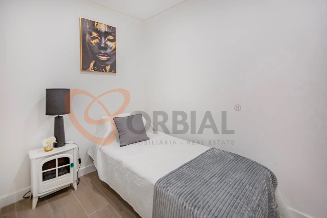 Apartamento T2 para Venda em Albufeira e Olhos de Água Foto 13