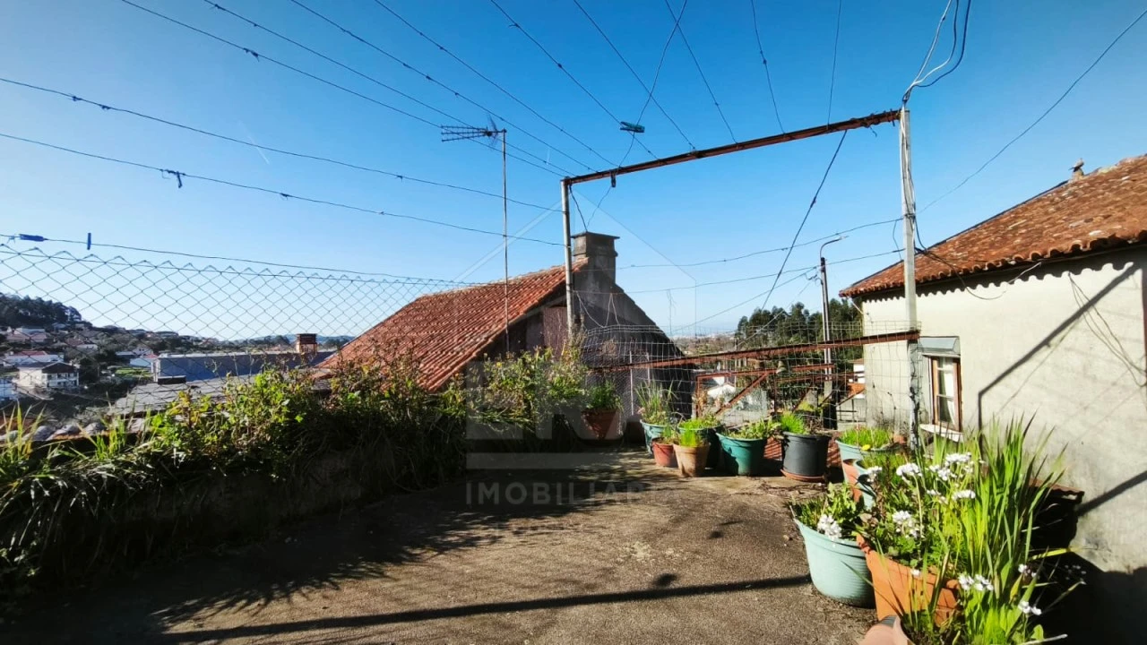 Moradia T4 para Venda em Santa Marta de Portuzelo Foto 2