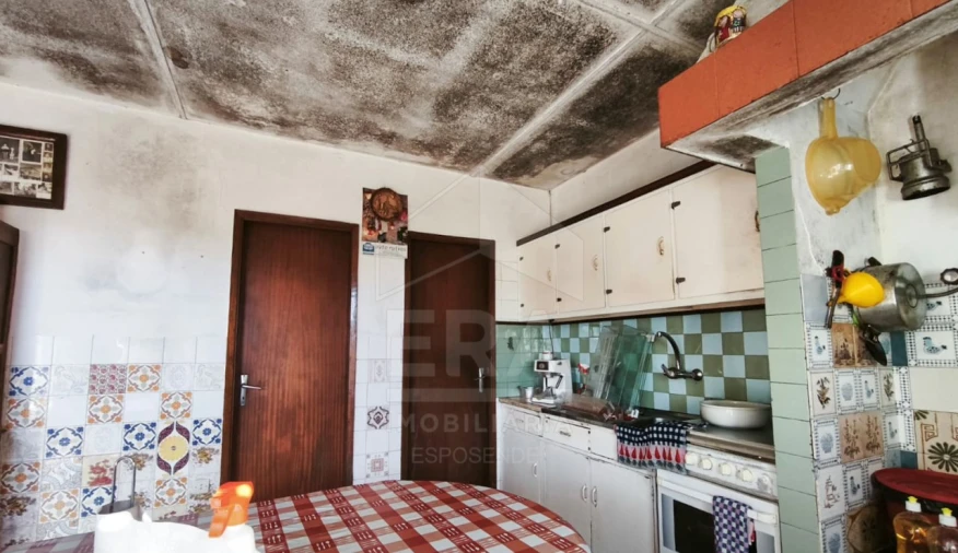 Moradia T4 para Venda em Santa Marta de Portuzelo Foto 12