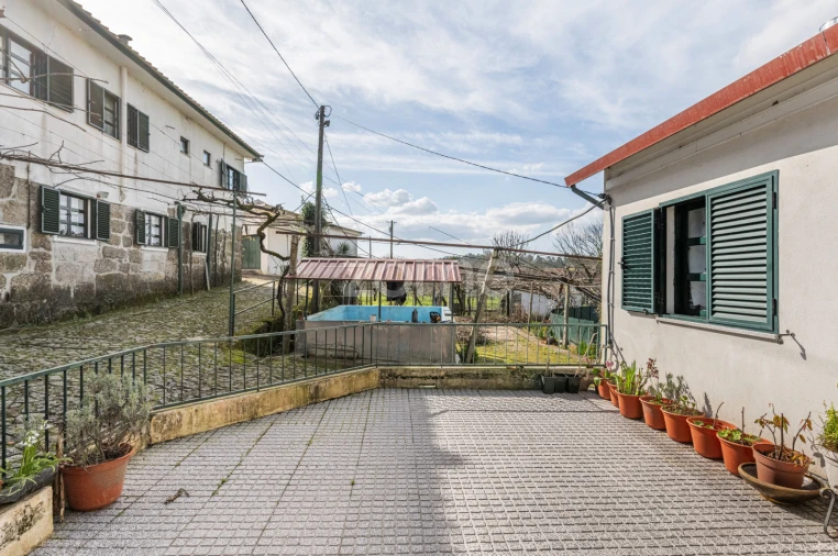 Quinta T3 para Venda em Meinedo Foto 58