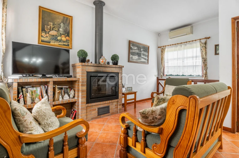 Quinta T3 para Venda em Meinedo Foto 24