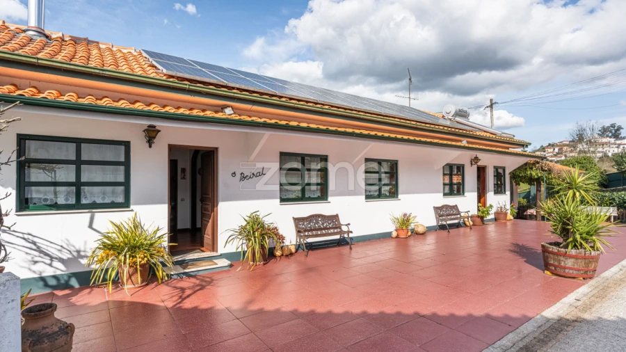 Quinta T3 para Venda em Meinedo