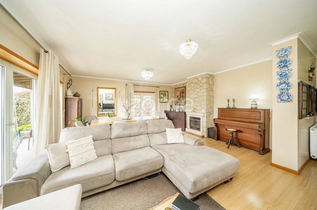 Moradia T3 para Venda em Oleiros Foto 11