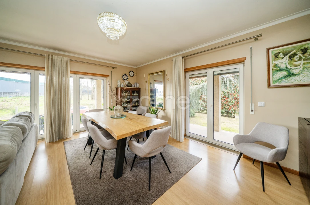 Moradia T3 para Venda em Oleiros Foto 12