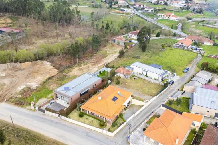 Moradia T3 para Venda em Oleiros Foto 58