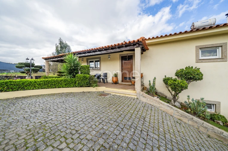 Moradia T3 para Venda em Oleiros Foto 6