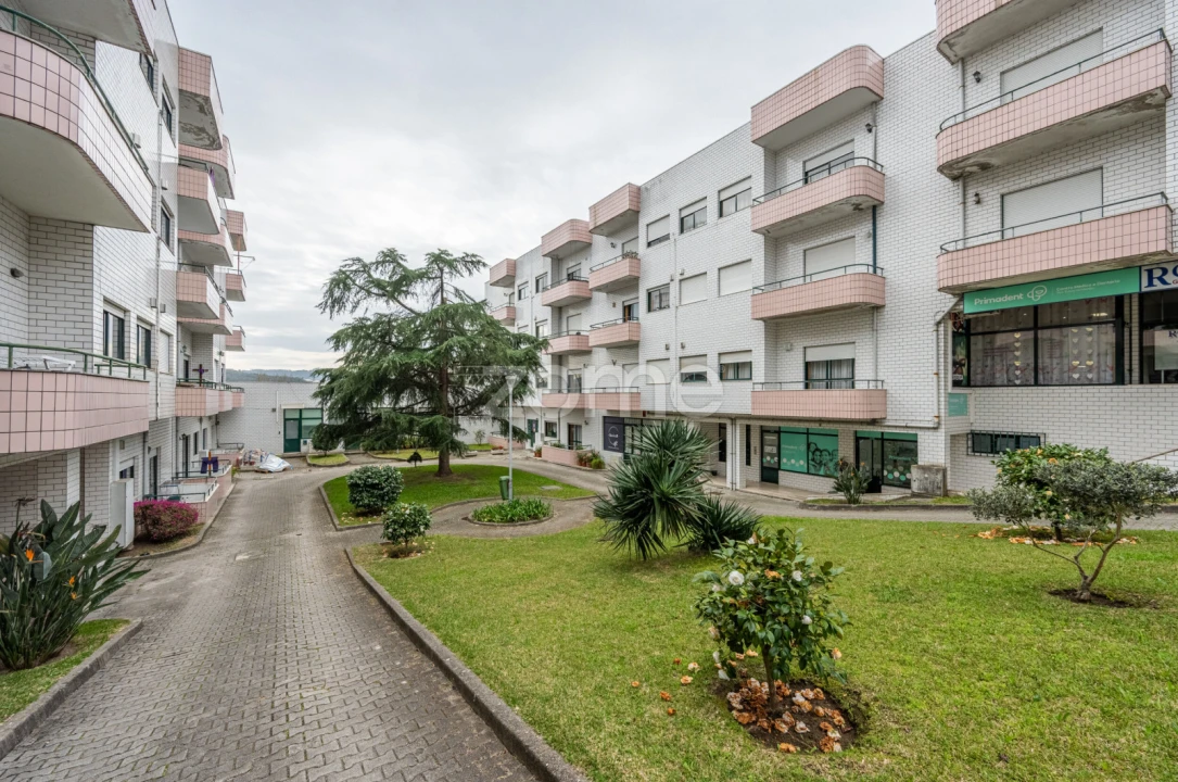 Apartamento T3 para Venda em Ronfe Foto 21