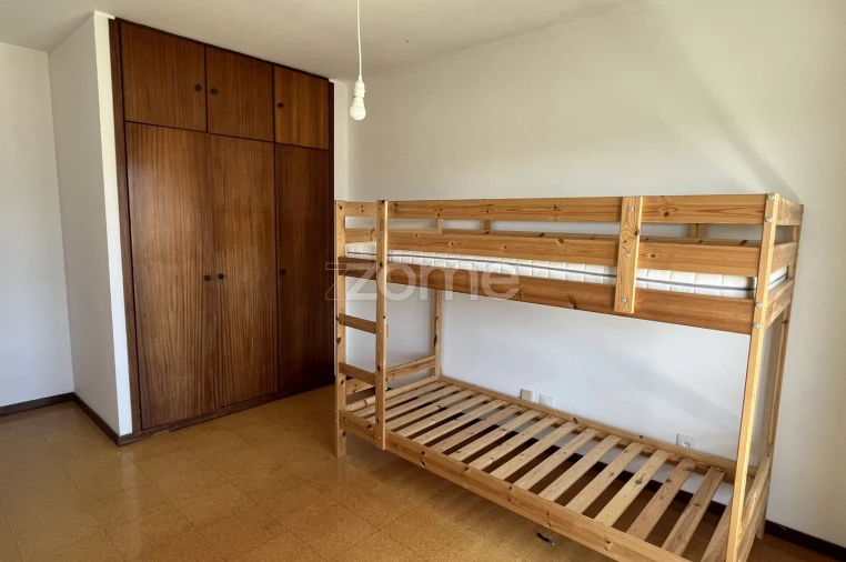 Apartamento T3 para Arrendamento em Paranhos Foto 18
