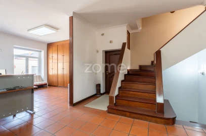 Moradia T8 para Venda em Ramalde