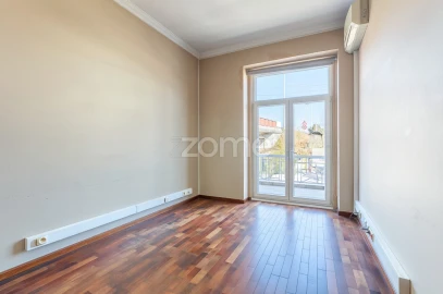Moradia T8 para Venda em Ramalde