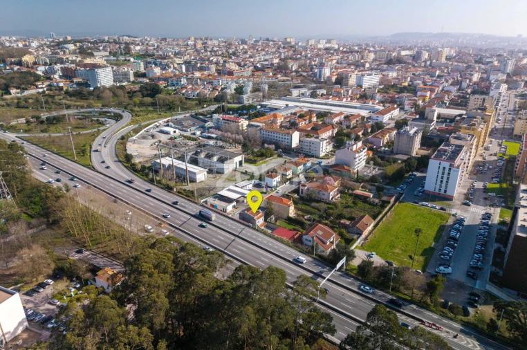 Moradia T8 para Venda em Ramalde Foto 10