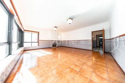 Apartamento T3 para Venda em Santo Antonio dos Olivais