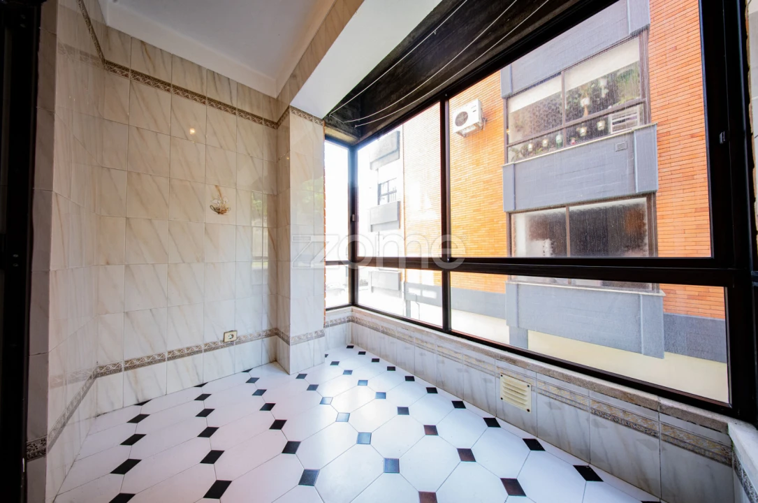 Apartamento T3 para Venda em Santo Antonio dos Olivais Foto 8