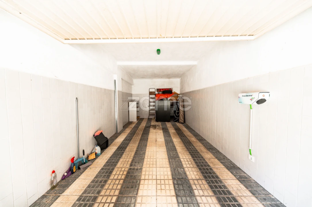 Apartamento T3 para Venda em Santo Antonio dos Olivais Foto 17