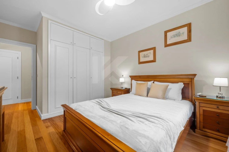 Apartamento T3 para Arrendamento em São Martinho Foto 14