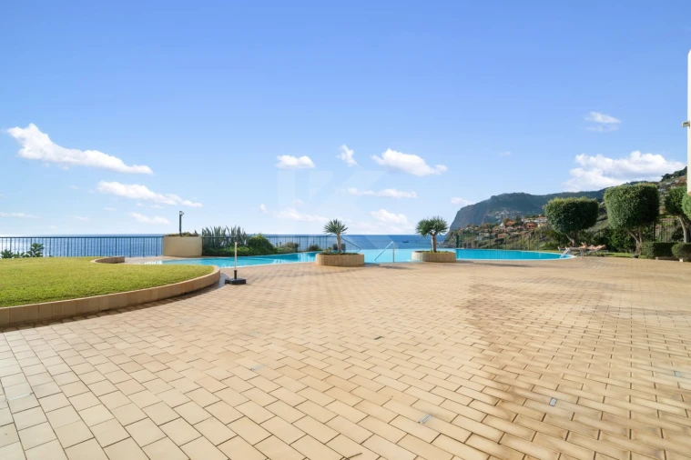 Apartamento T3 para Arrendamento em São Martinho Foto 24