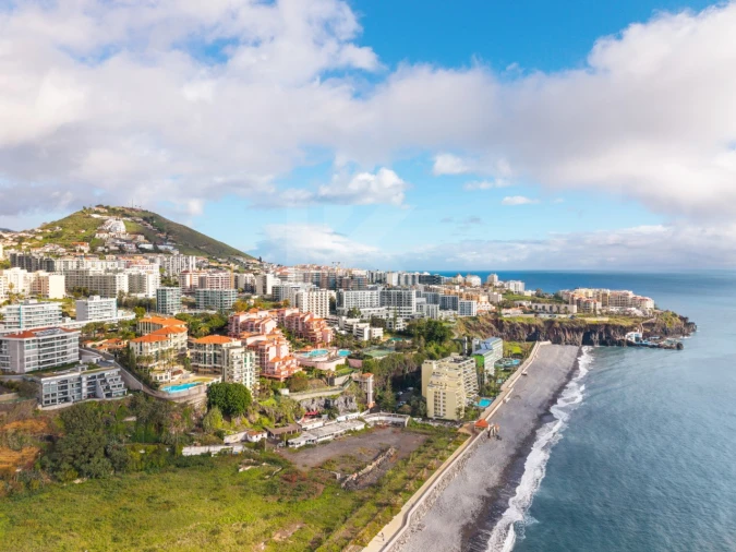 Apartamento T3 para Arrendamento em São Martinho Foto 33