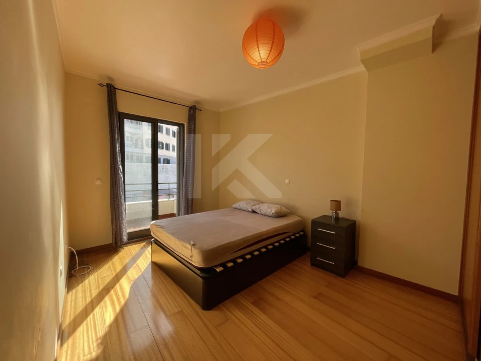 Apartamento T1 para Arrendamento em Funchal (Santa Luzia) Foto 8