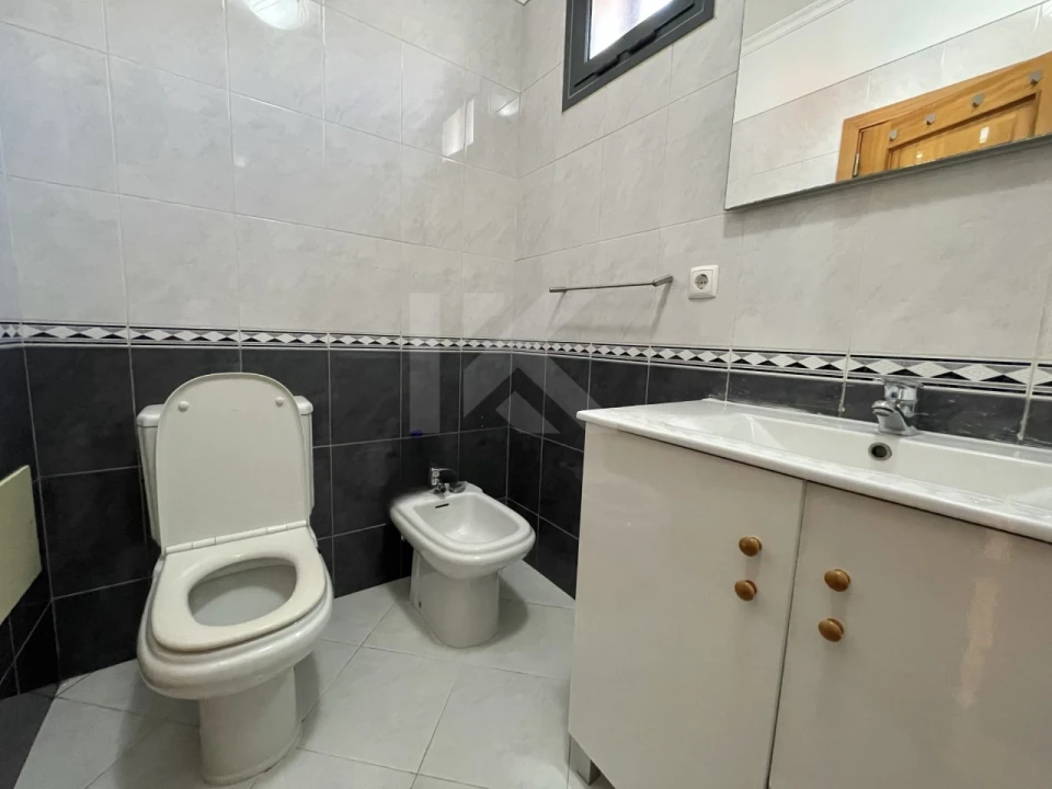 Apartamento T1 para Arrendamento em Funchal (Santa Luzia) Foto 13