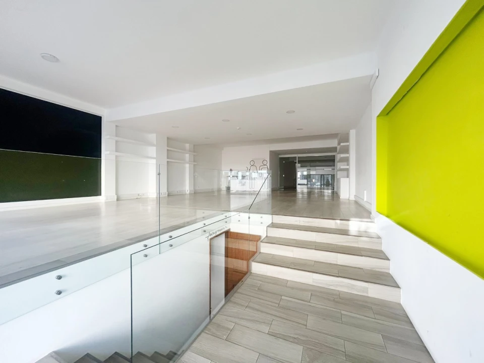 Loja para Arrendamento em Aradas Foto 5