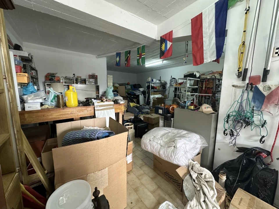 Garagem para Venda em Luz Foto 5