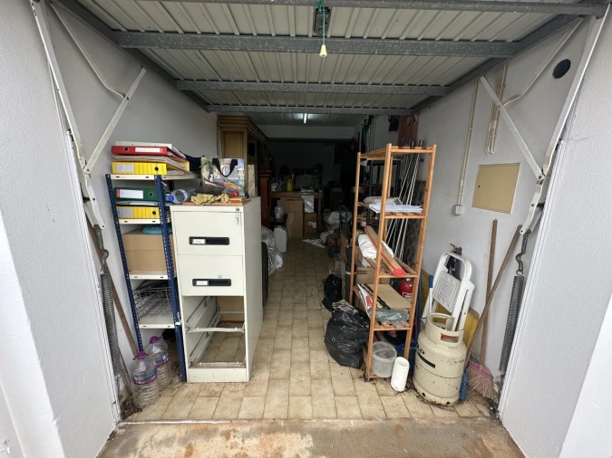 Garagem para Venda em Luz Foto 4