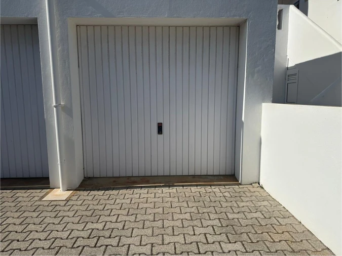 Garagem para Venda em Luz