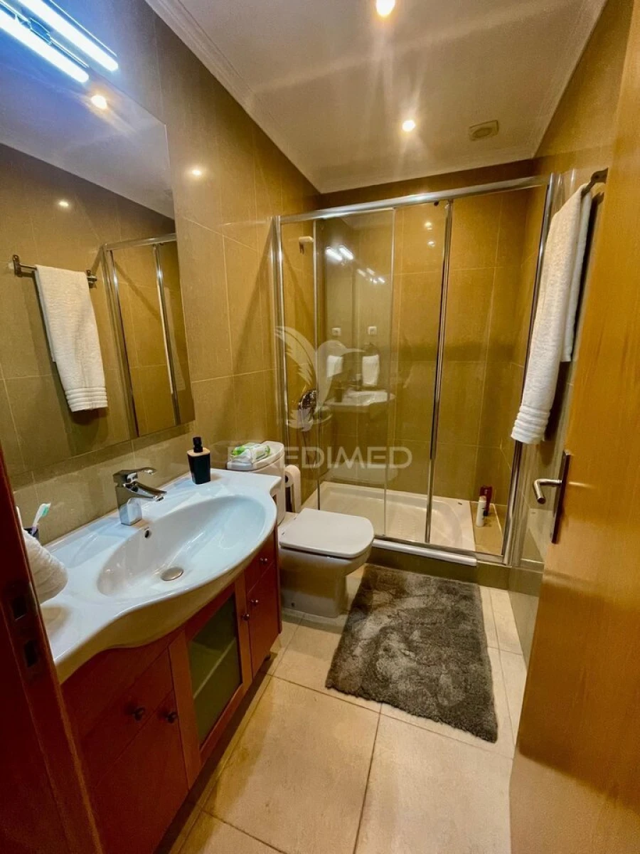 Moradia T2 para Venda em Albufeira e Olhos de Água Foto 5