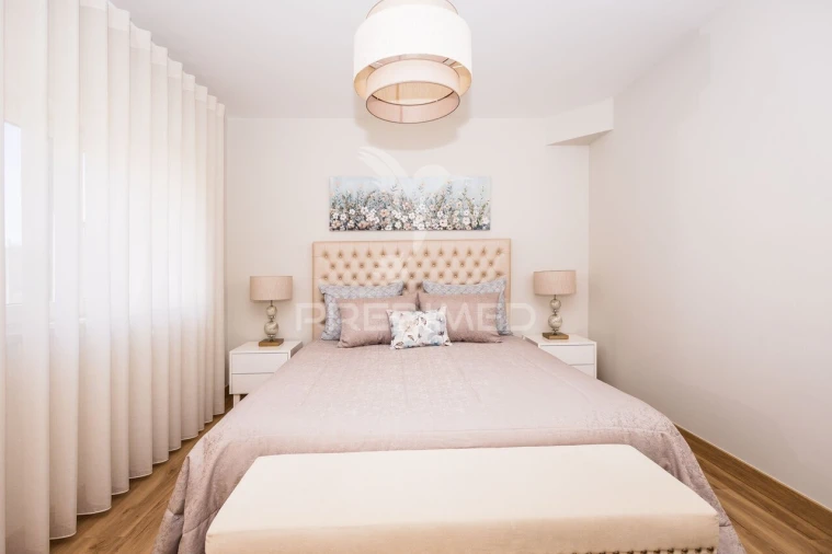 Moradia T5 para Venda em Salir de Matos Foto 15