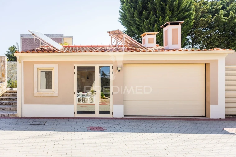 Moradia T5 para Venda em Salir de Matos Foto 38