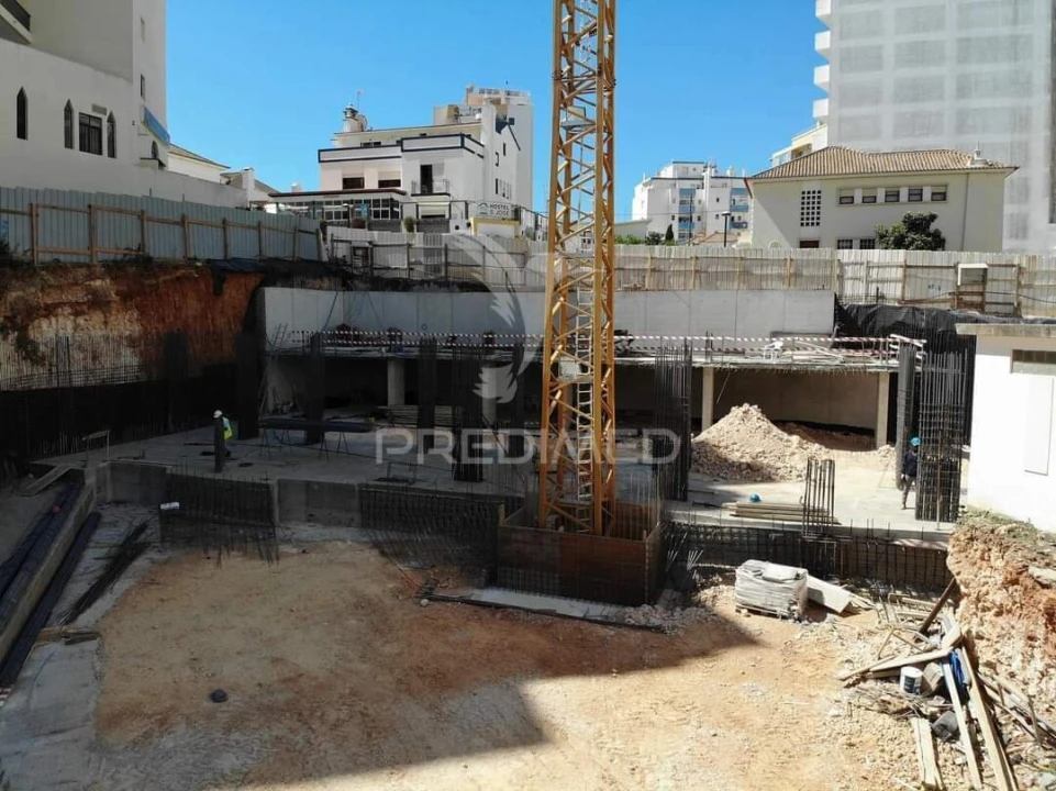 Apartamento T2 para Venda em Portimão Foto 14
