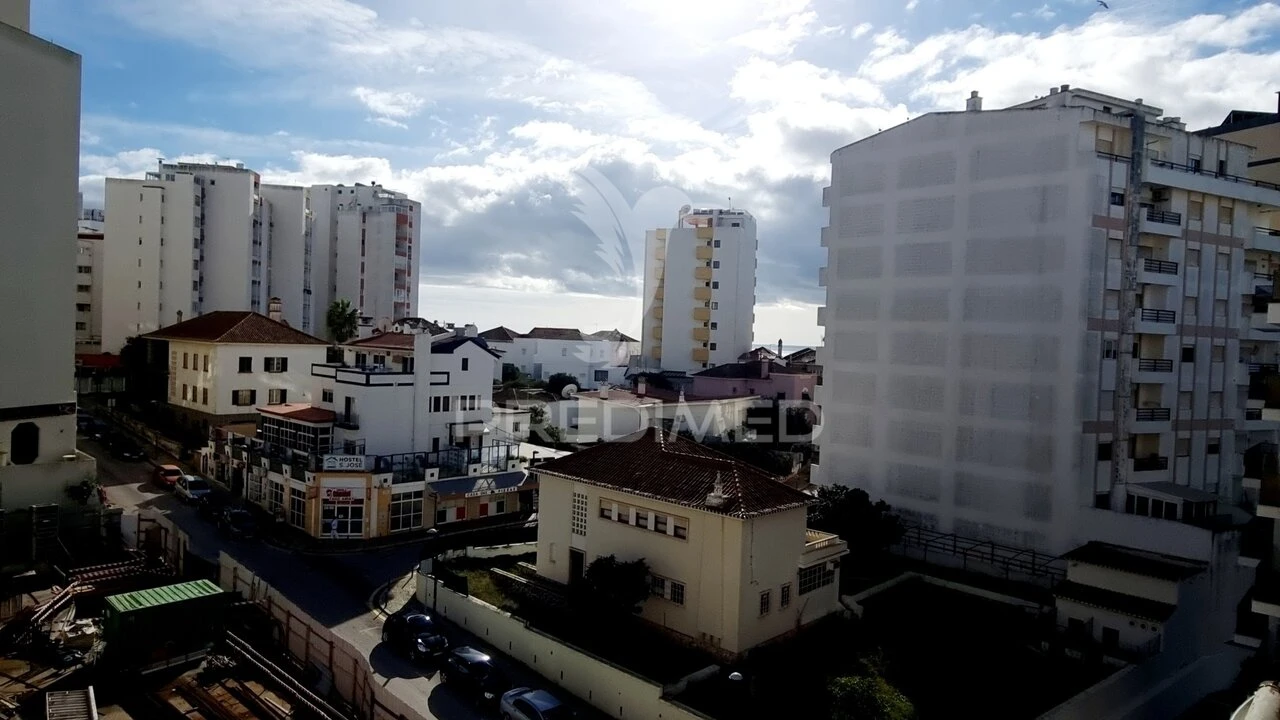 Apartamento T2 para Venda em Portimão Foto 15