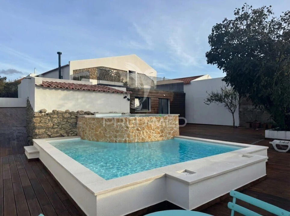 Moradia T3 para Venda em Santiago dos Velhos Foto 16