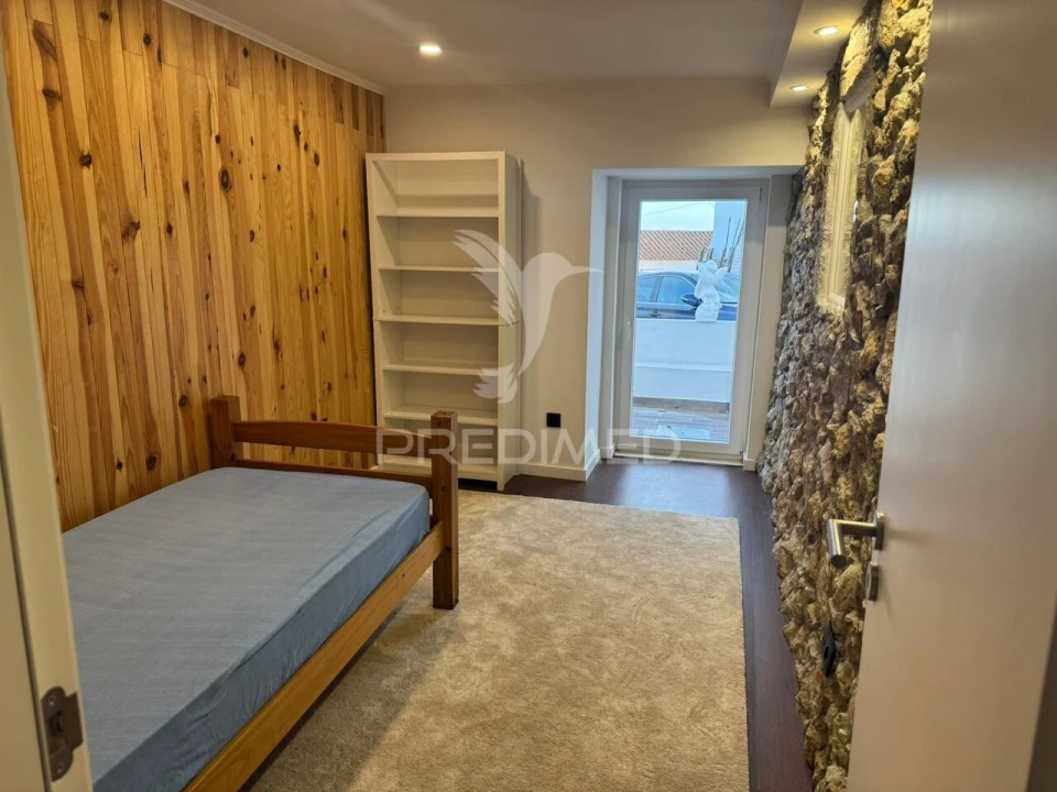 Moradia T3 para Venda em Santiago dos Velhos Foto 13