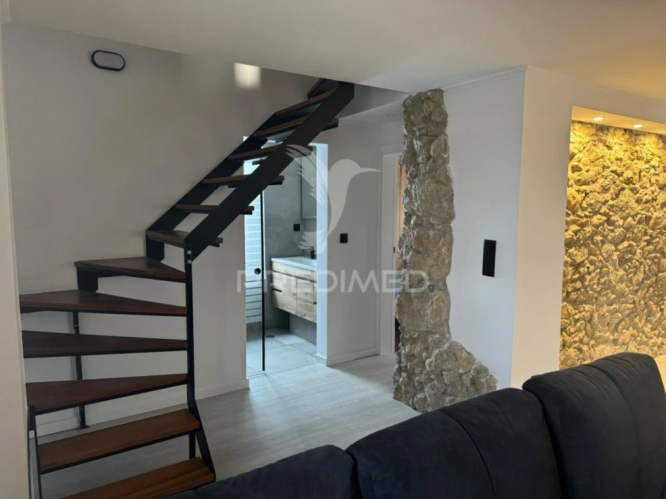 Moradia T3 para Venda em Santiago dos Velhos Foto 8